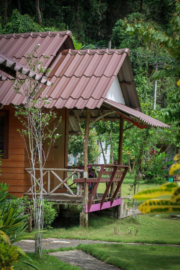 The Mermaid House Ko Kut Exterior photo