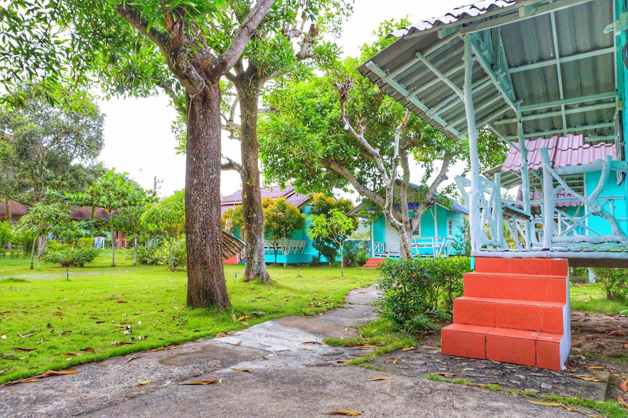 The Mermaid House Ko Kut Exterior photo