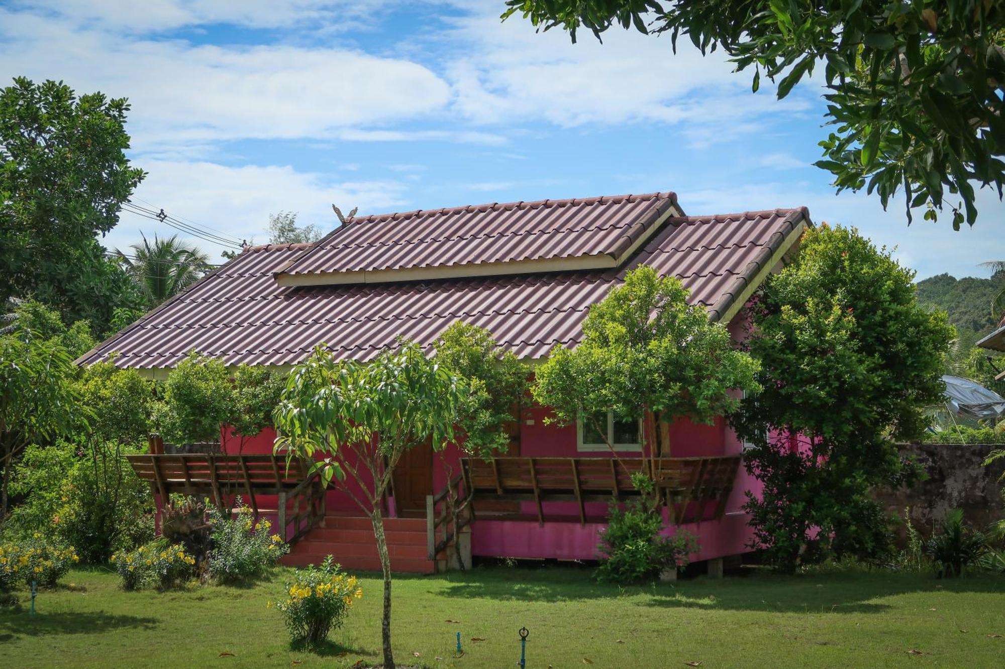 The Mermaid House Ko Kut Exterior photo