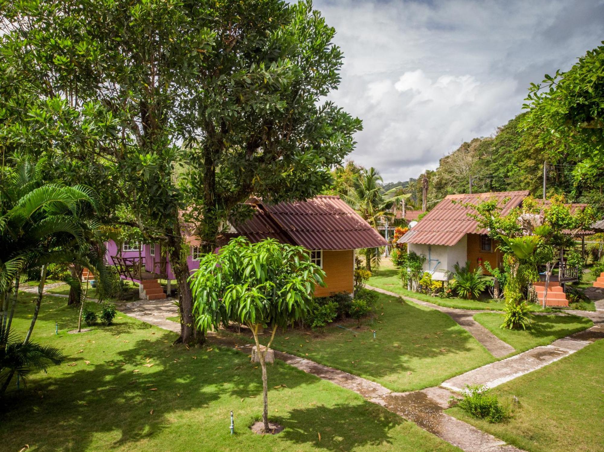 The Mermaid House Ko Kut Exterior photo